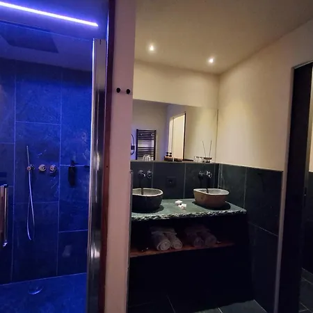 Hospitality 住宿加早餐酒店